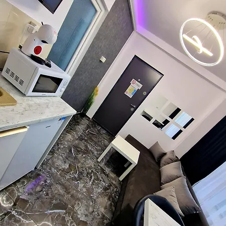 Apart Otel Vic Apartament's 3*